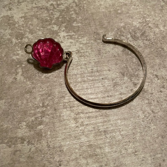 Seashell Bracelet - Picture 1 of 1